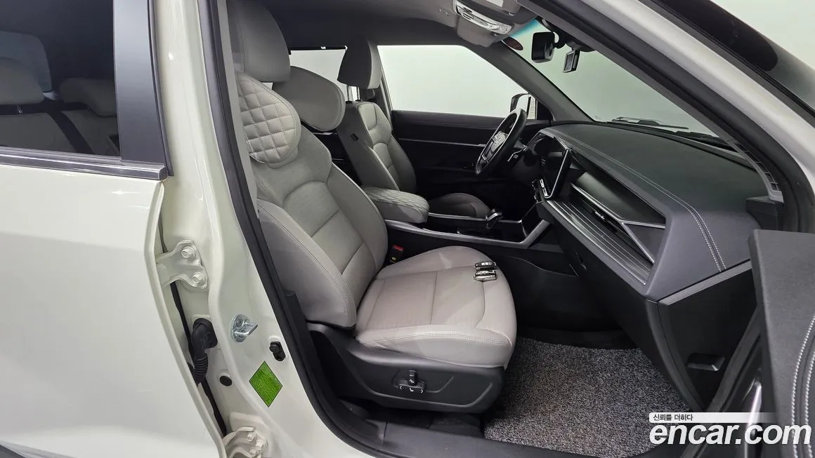 KG Mobility (Ssangyong) Torres — фото 10
