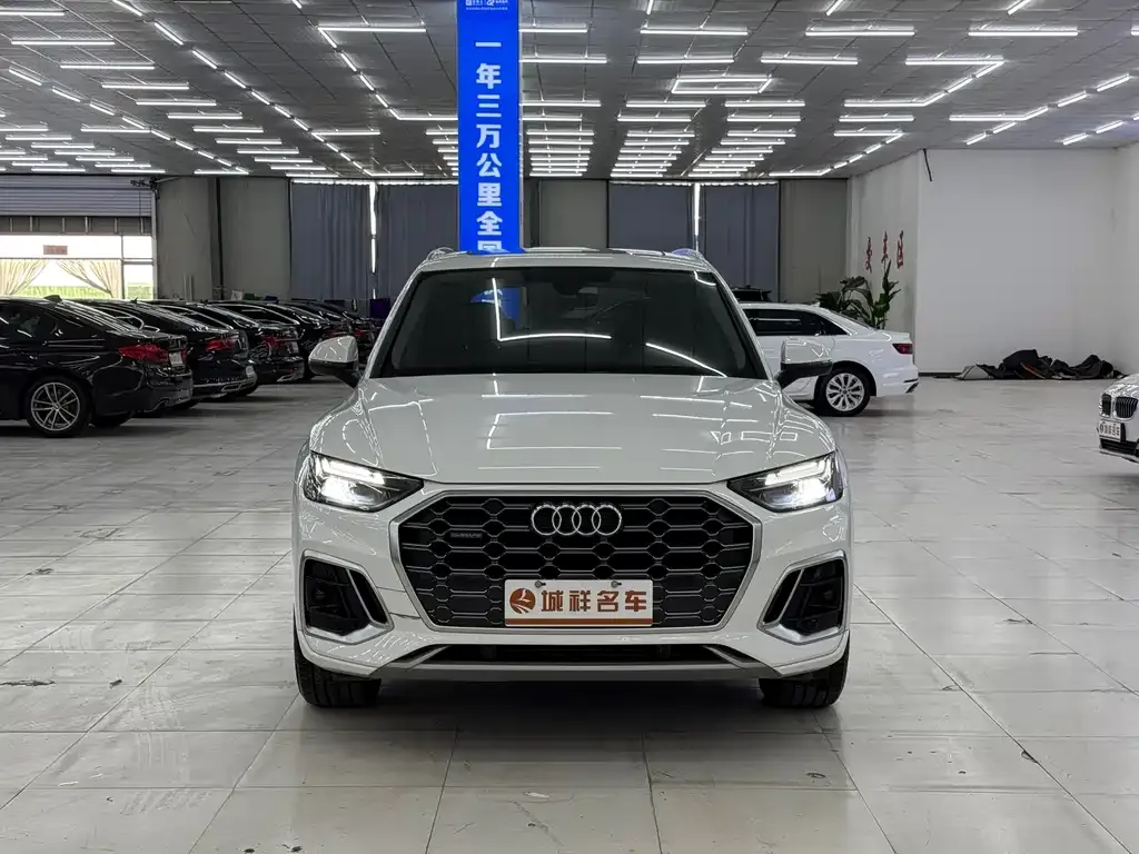 Audi Q5L 2021 из CN, фото 2