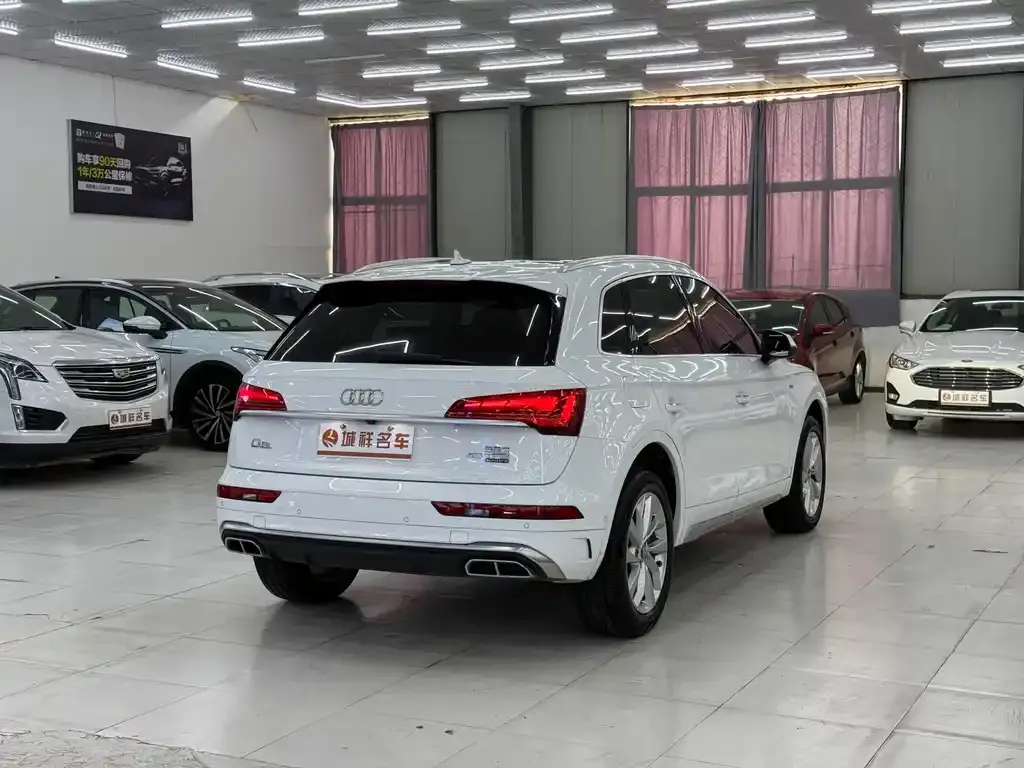 Audi Q5L 2021 из CN, фото 8