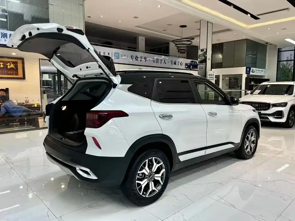 Kia KX3 — фото 9