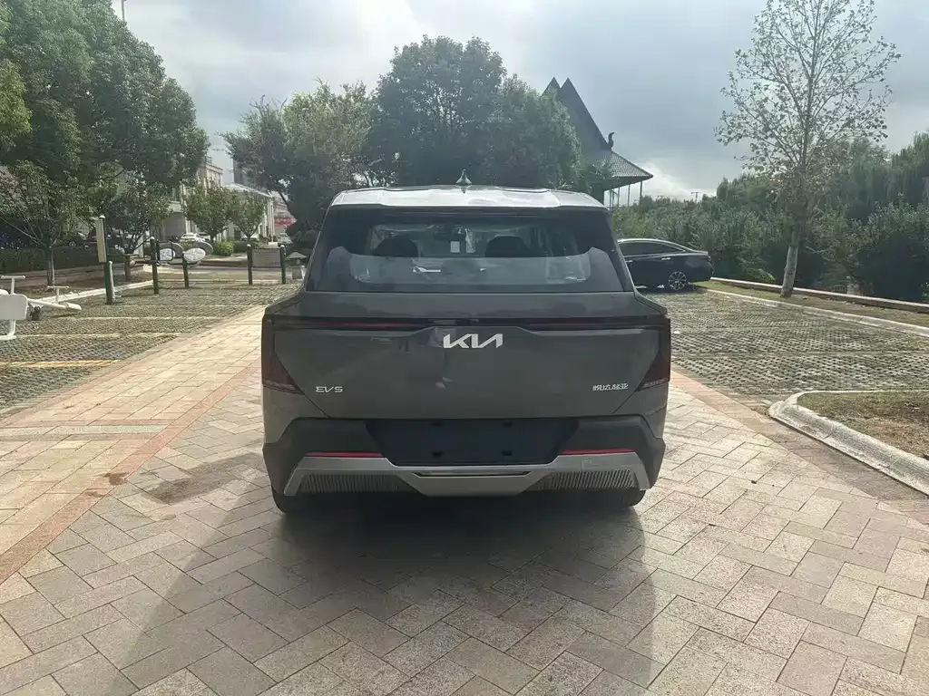 Kia EV5 2025 из CN, фото 8