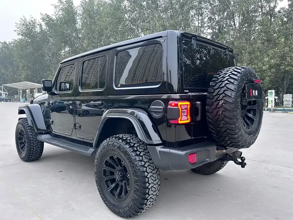 Jeep Wrangler 2022 из CN, фото 6