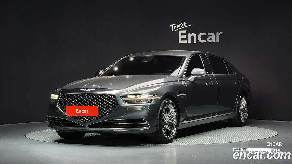 Genesis G90