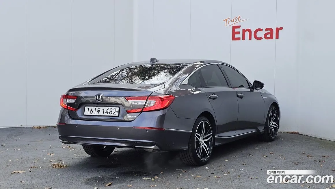Honda Accord — фото 2