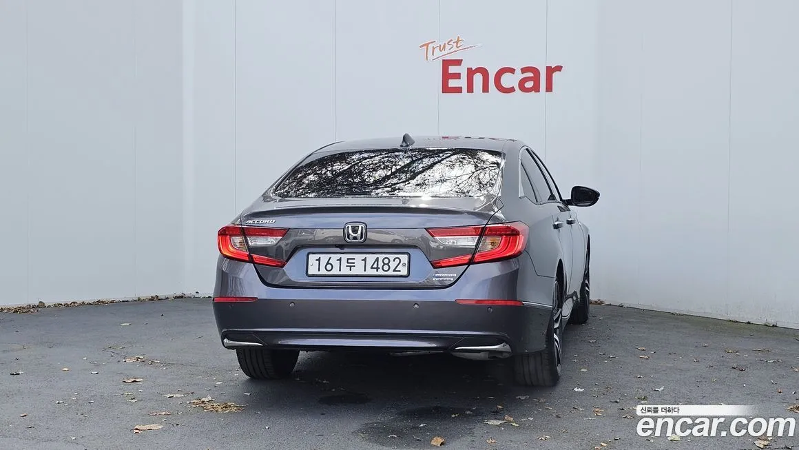Honda Accord — фото 4