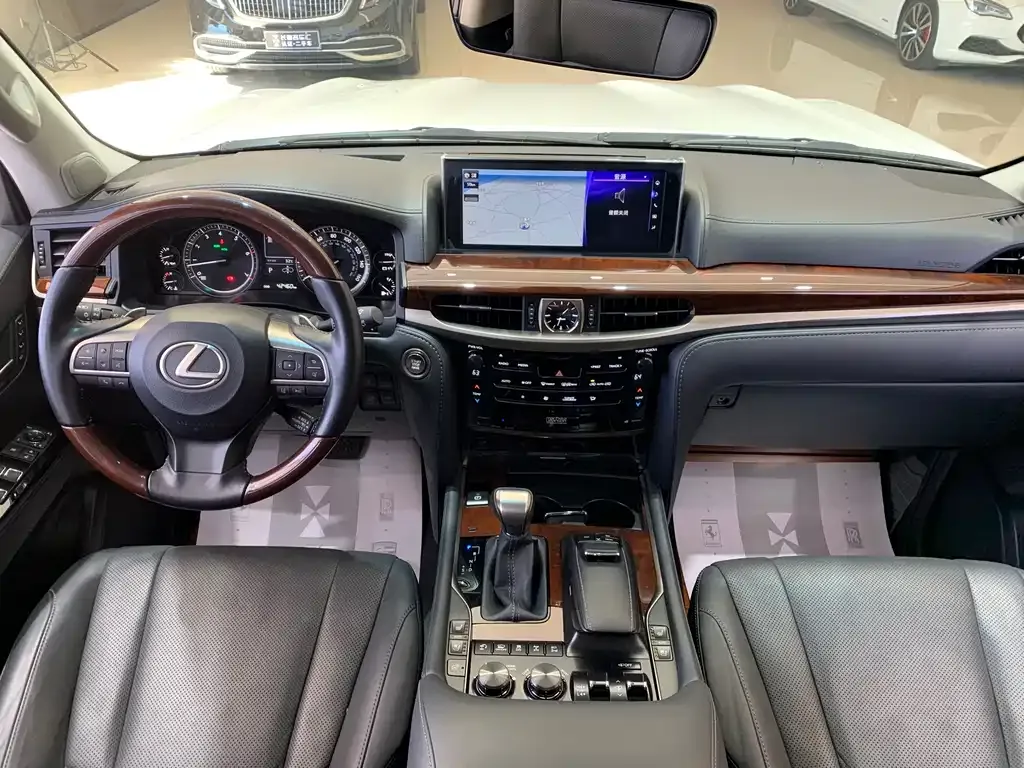 Lexus LX 2022 из CN, фото 9