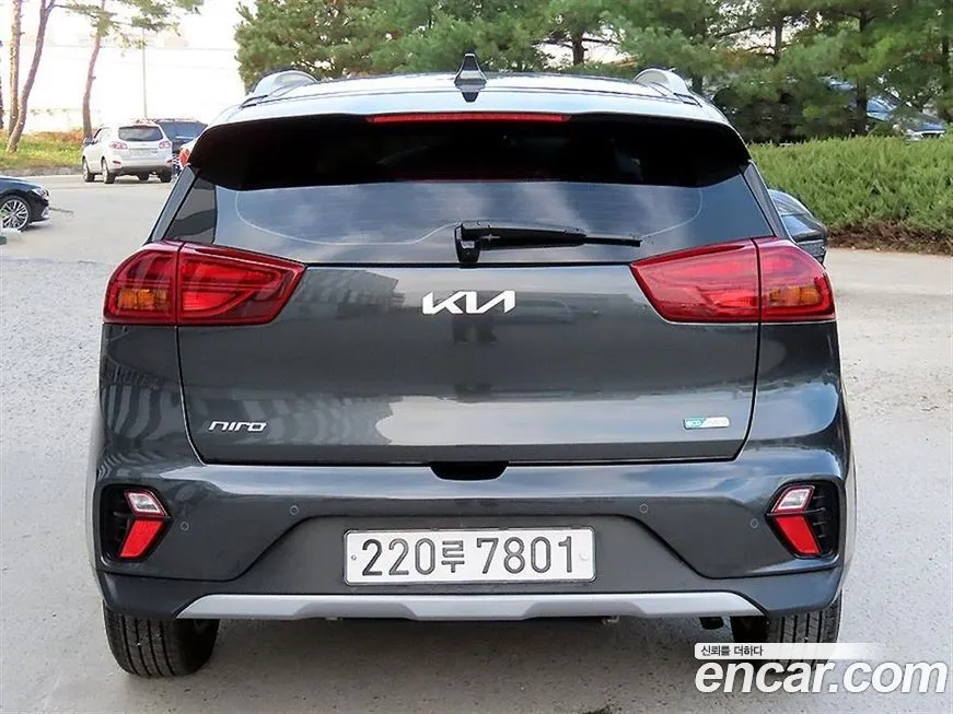 Kia Niro — фото 4