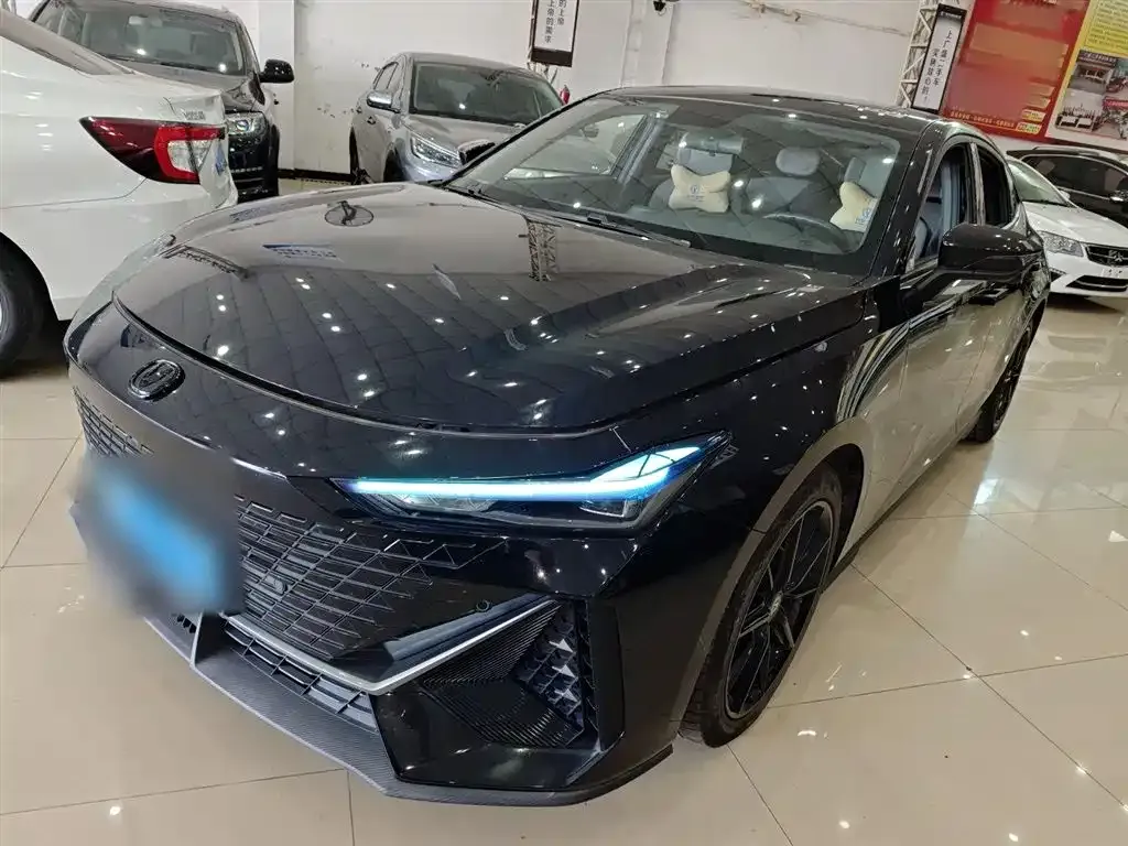 Changan UNI-V 2023 из CN, фото 2