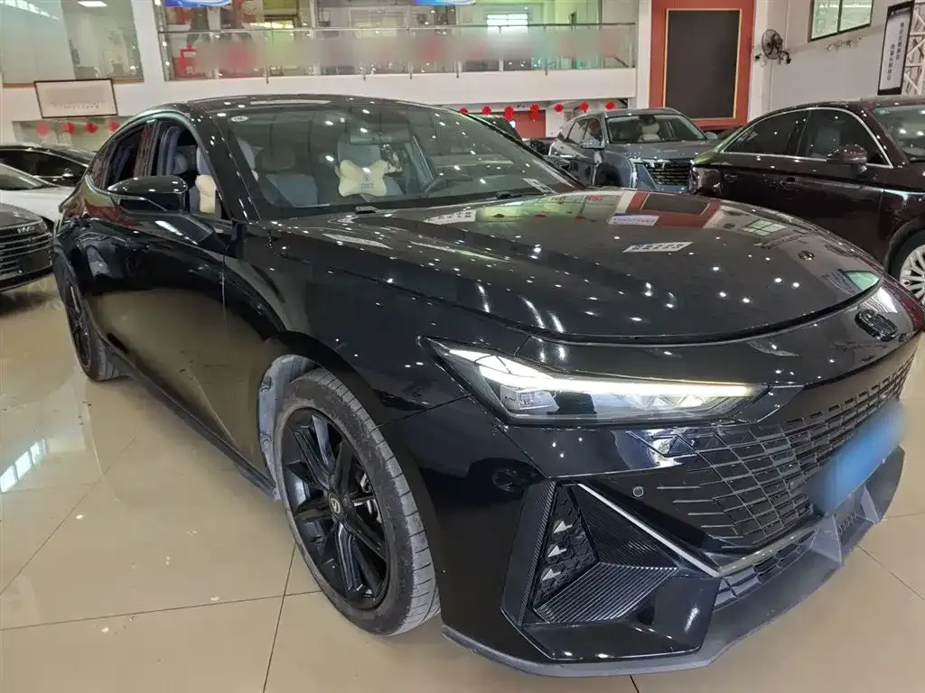 Changan UNI-V 2023 из CN, фото 4