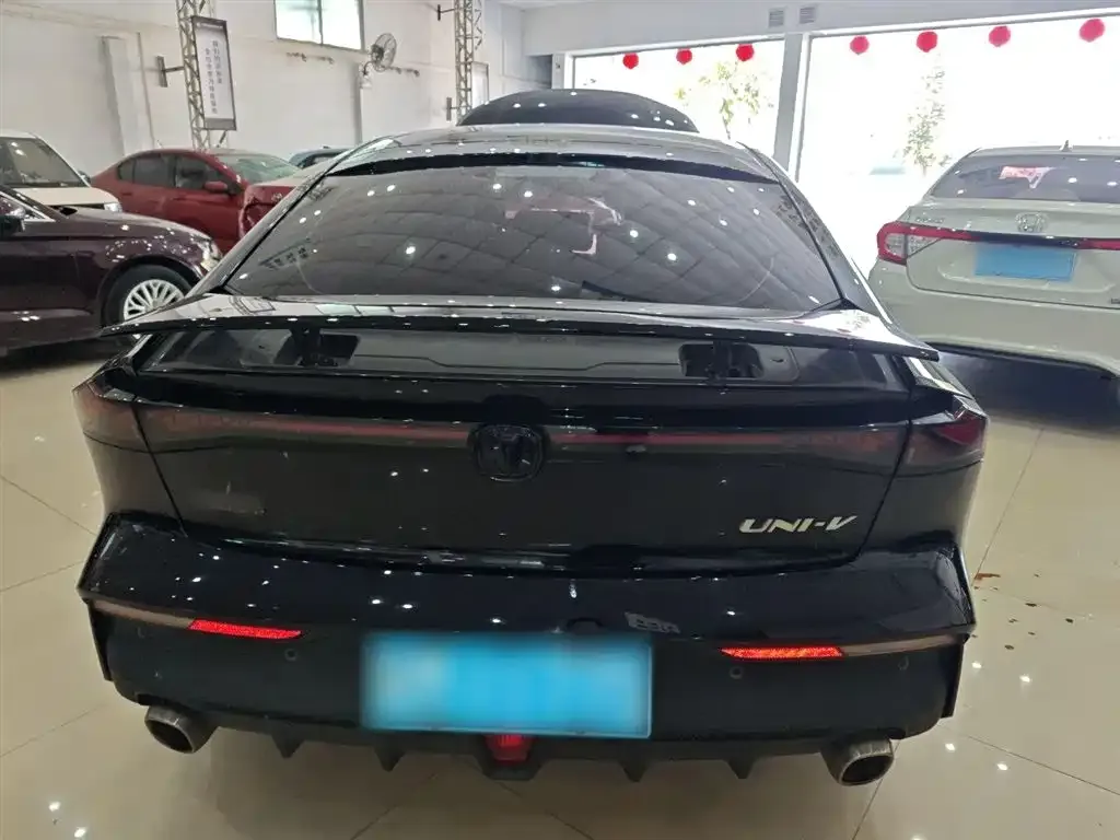 Changan UNI-V 2023 из CN, фото 6