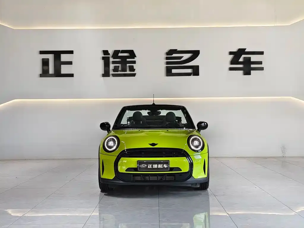 MINI Cooper (3-door) 2023 из CN, фото 2