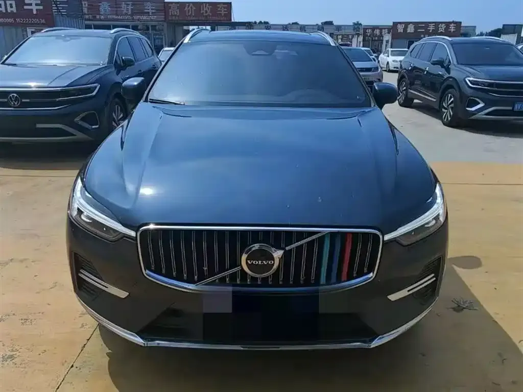 Volvo XC60 2023 из CN, фото 2