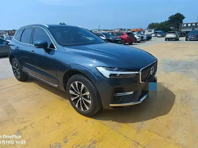 Volvo XC60 2023 из CN, фото 3
