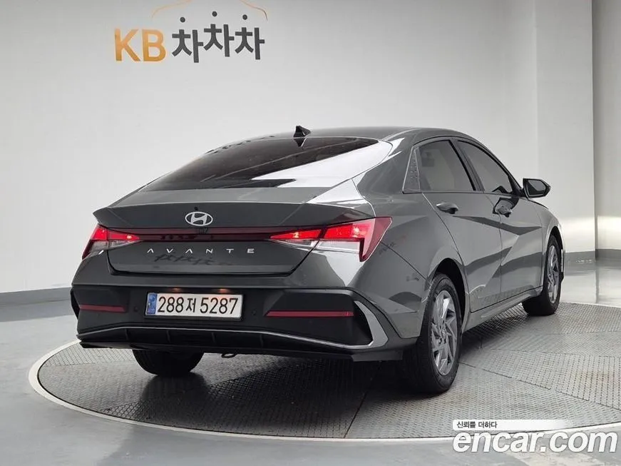 Hyundai AVANTE 2024 из KR, фото 3