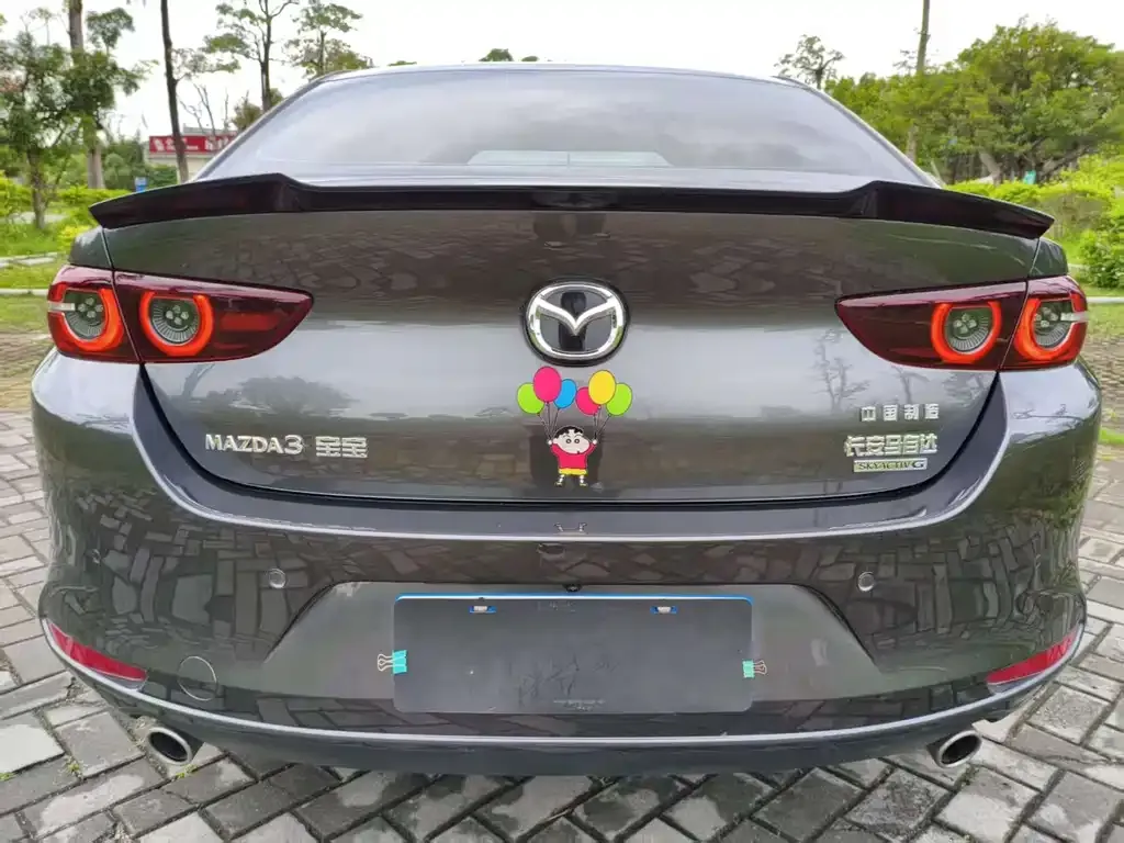 Mazda 3 Axela 2023 из CN, фото 4