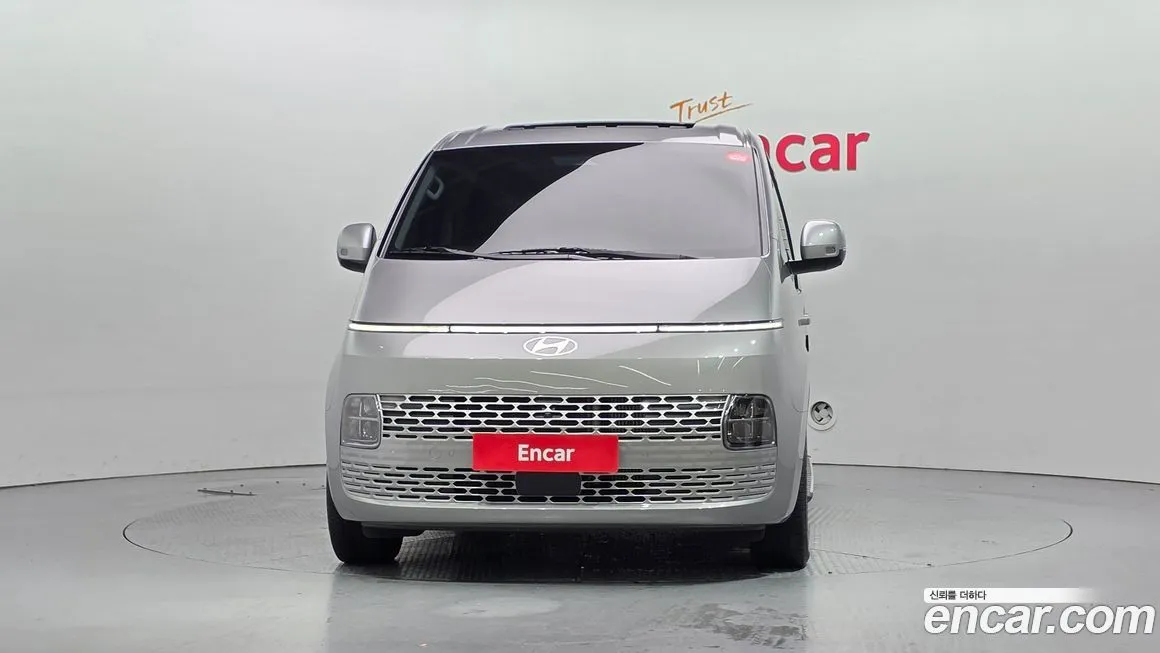 Hyundai Staria — фото 3