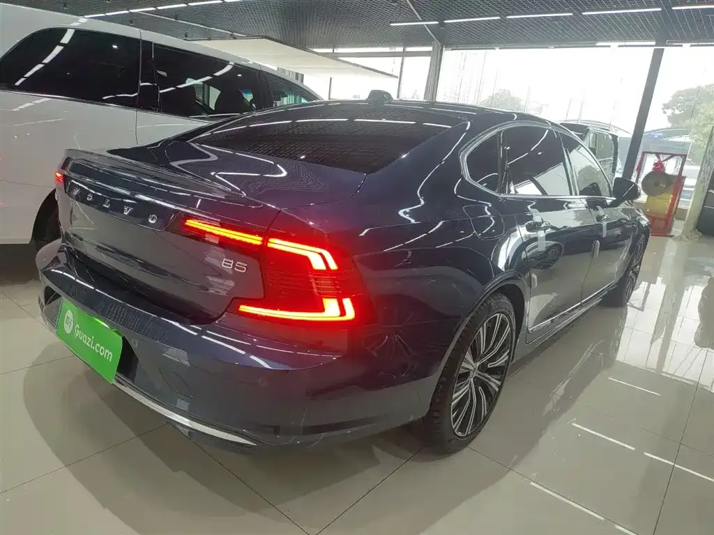 Volvo S90 — фото 7