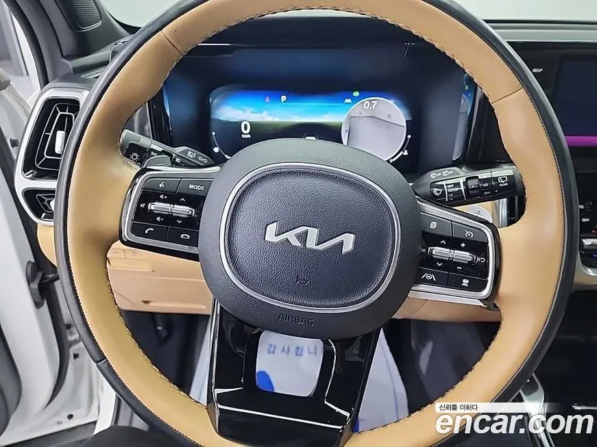 Kia Sorento — фото 9