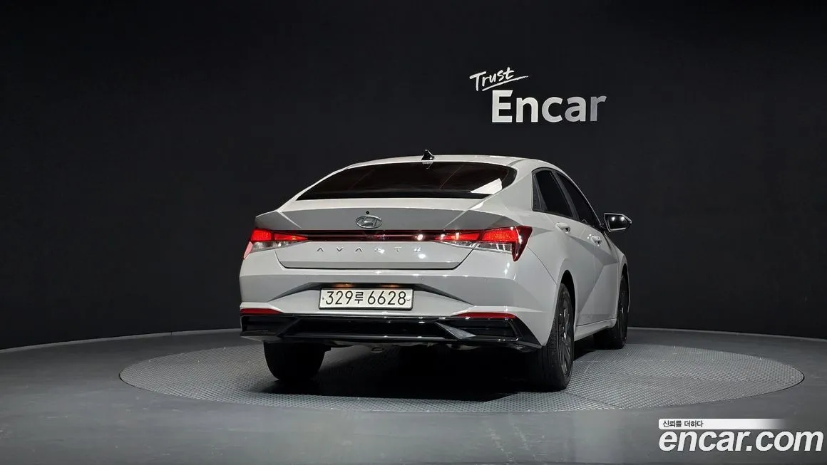 Hyundai AVANTE — фото 4