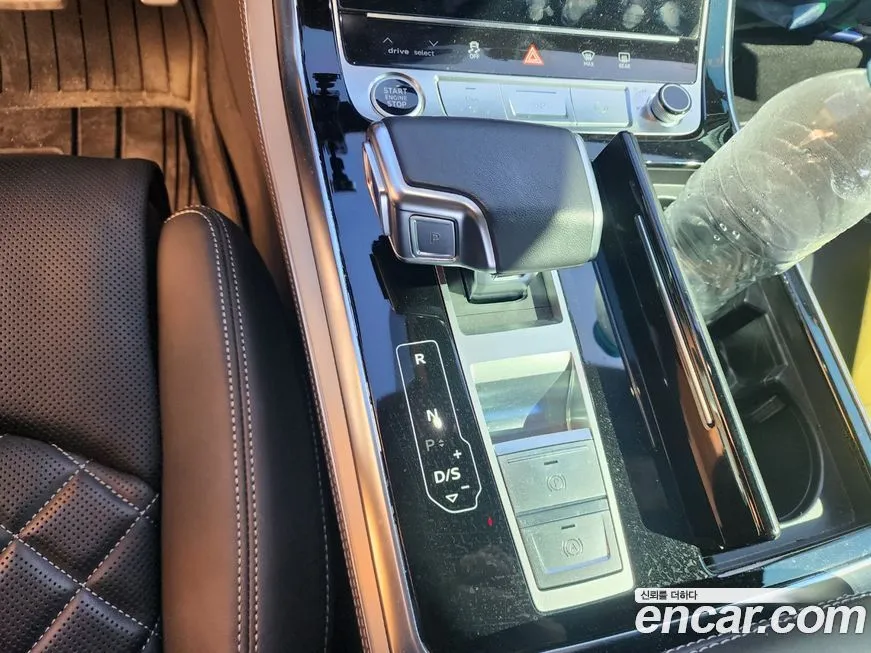 Audi Q7 2023 из KR, фото 9