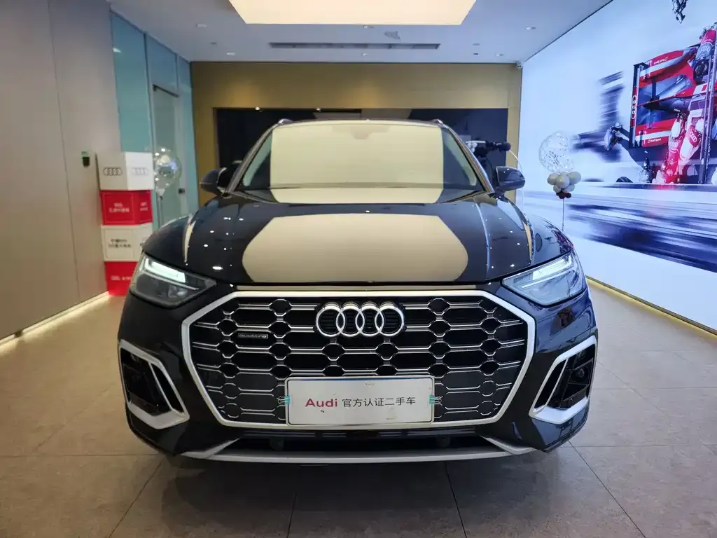 Audi Q5L 2021 из CN, фото 2