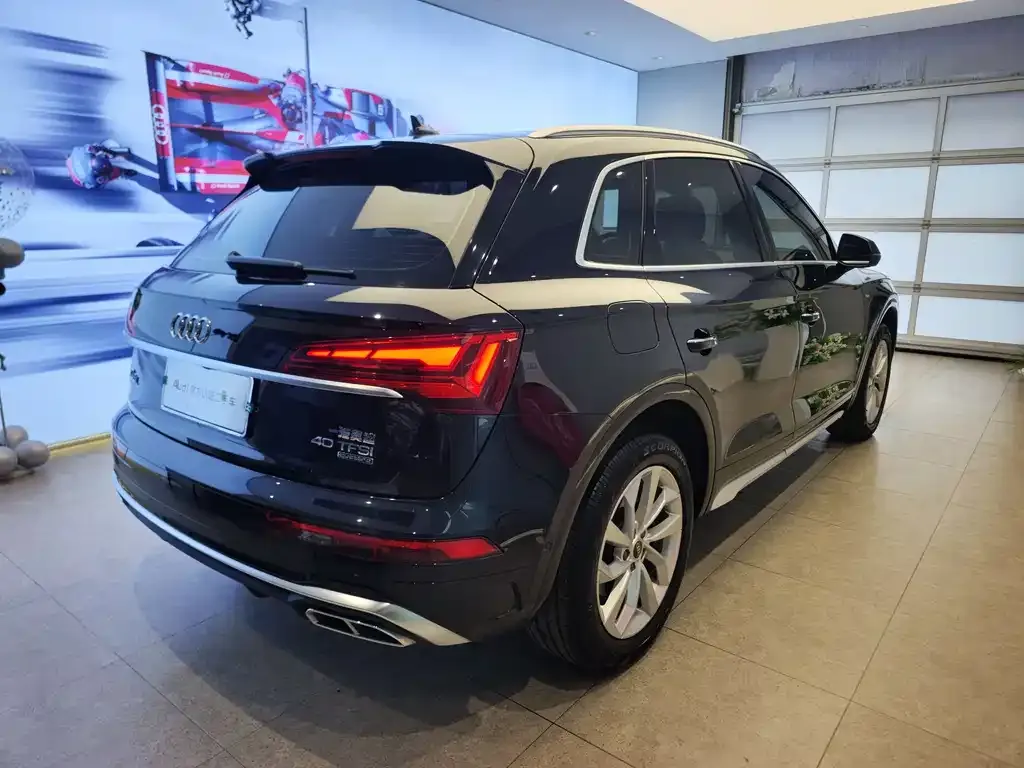 Audi Q5L 2021 из CN, фото 3