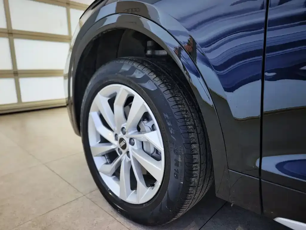 Audi Q5L 2021 из CN, фото 7