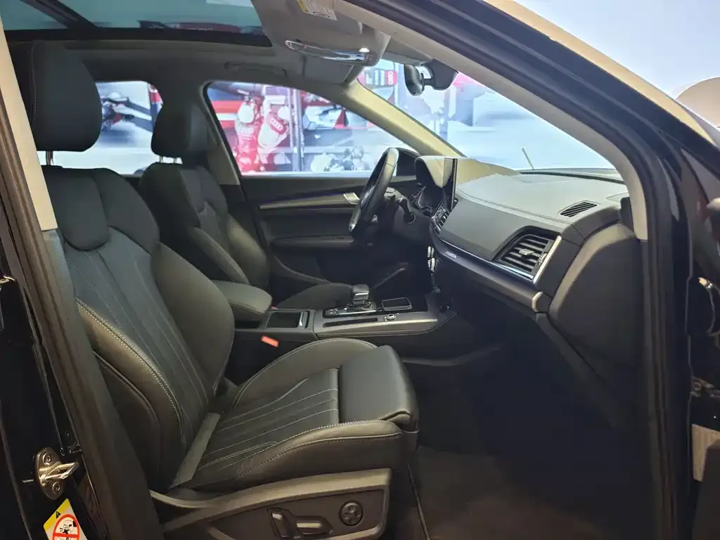 Audi Q5L 2021 из CN, фото 9