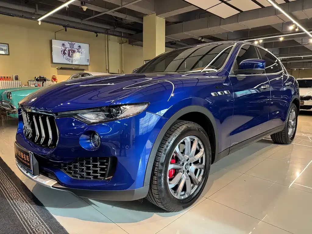 Maserati Levante — фото 2