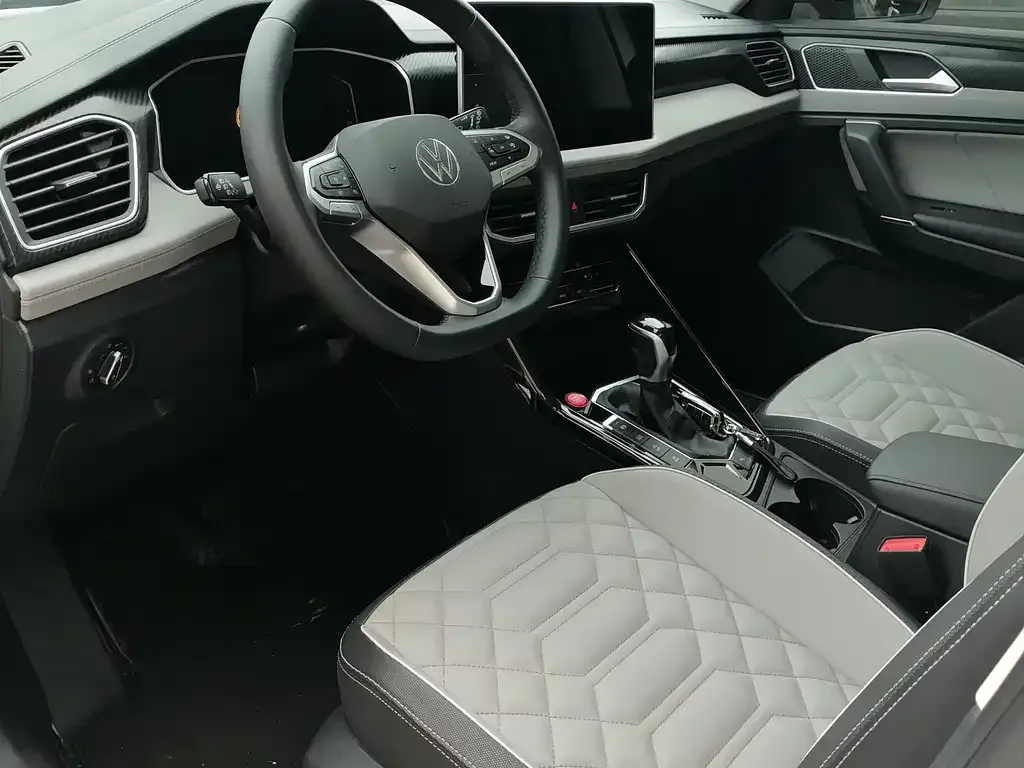 Volkswagen Tayron 2023 из CN, фото 4
