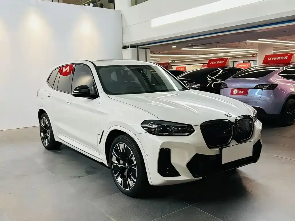 BMW iX3 2024 из CN, фото 4