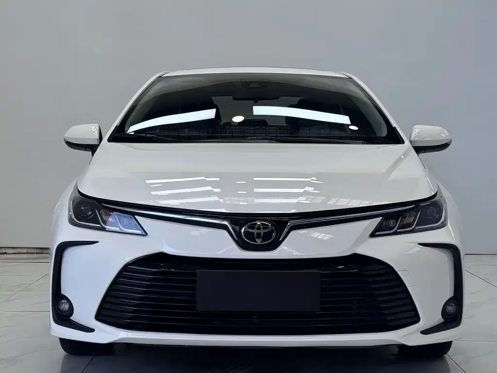 Toyota Corolla 2021 из CN, фото 2