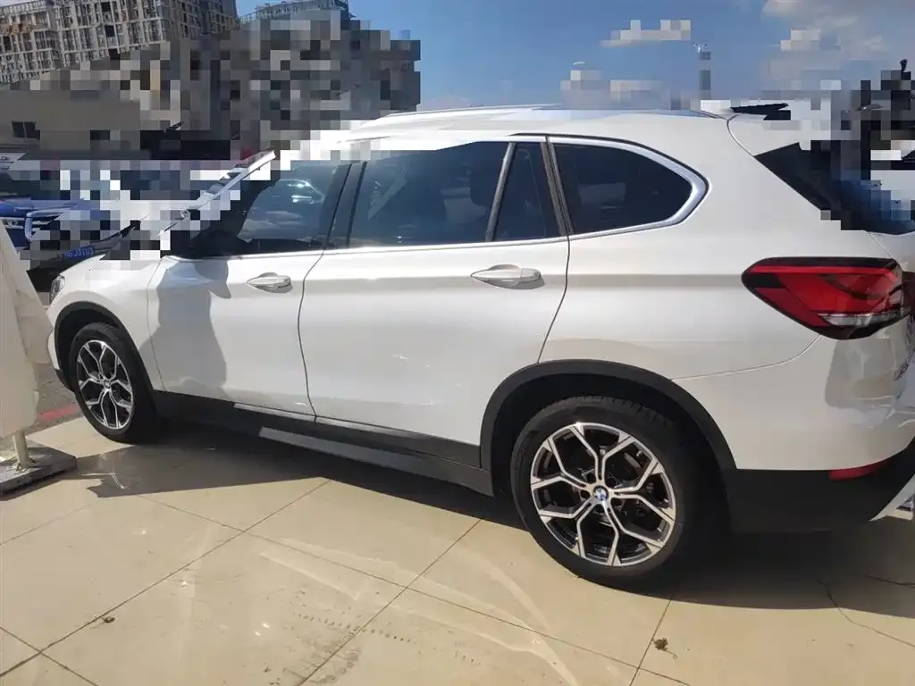 BMW X1 — фото 5