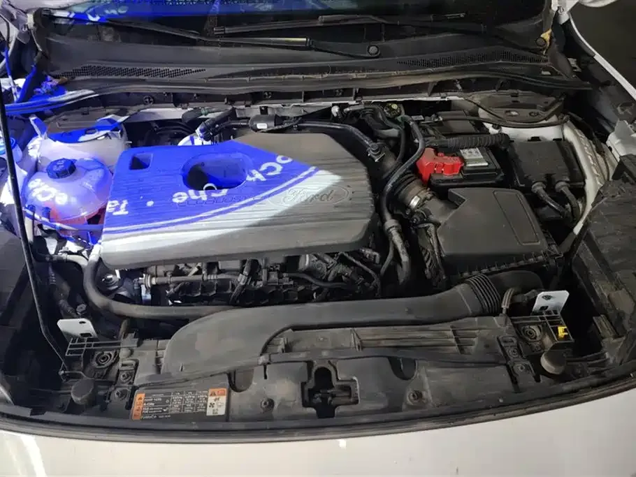 Ford Escape 2022 из CN, фото 10
