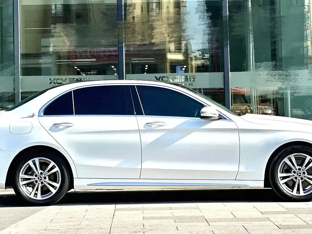 Mercedes-Benz C-Class — фото 8