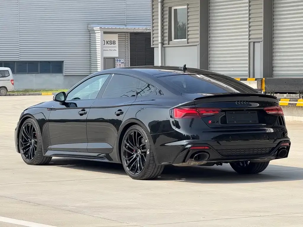 Audi RS 5 2022 из CN, фото 4