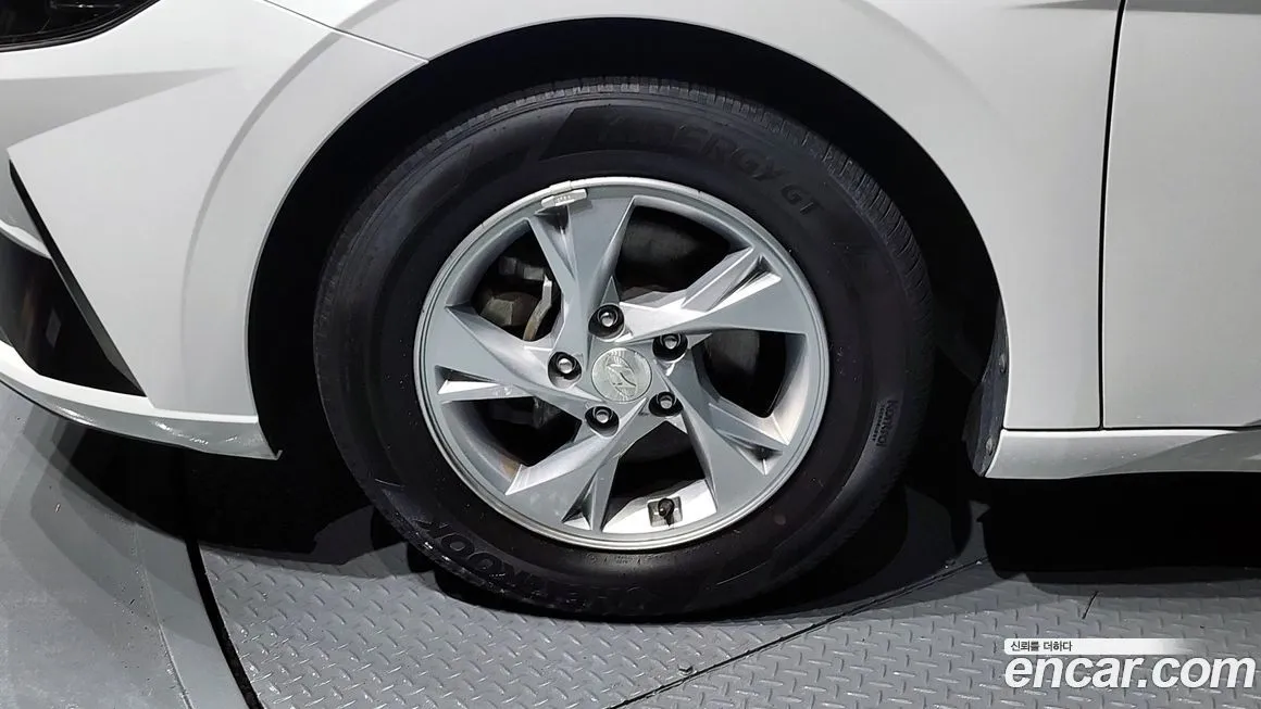Hyundai AVANTE 2021 из KR, фото 5