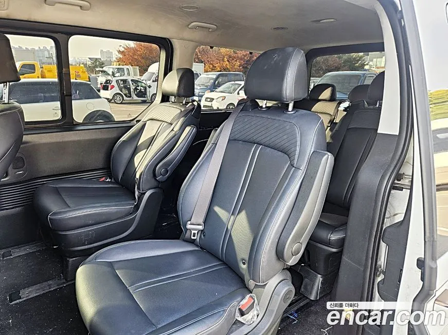 Hyundai Staria — фото 9