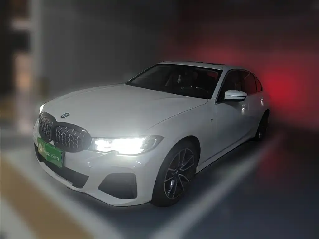 BMW 3 Series — фото 1