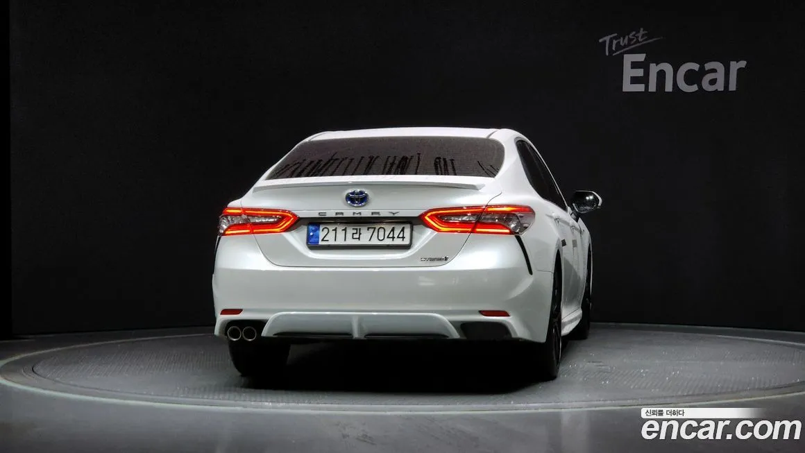 Toyota Camry 2024 из KR, фото 4