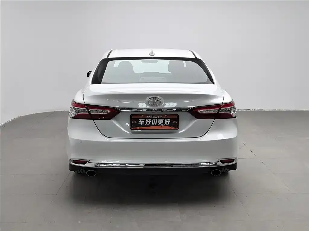 Toyota Camry 2023 из CN, фото 4