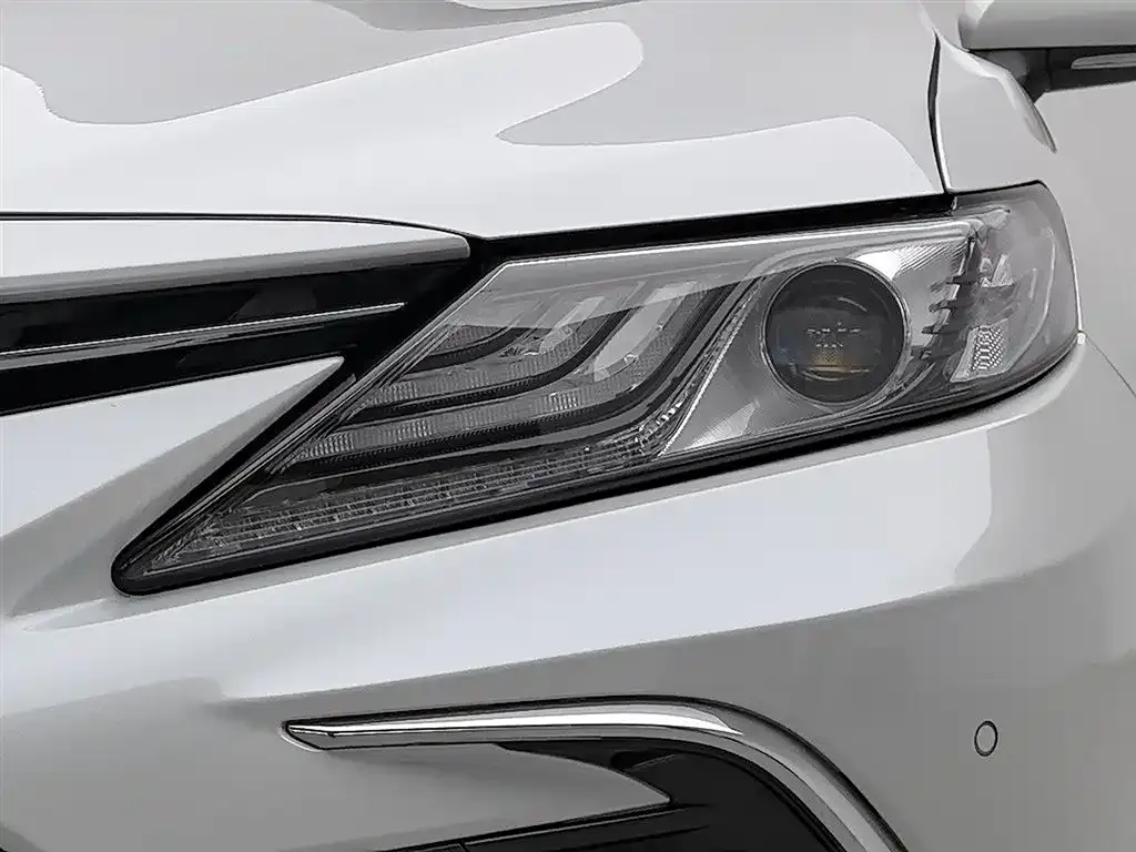 Toyota Camry 2023 из CN, фото 7