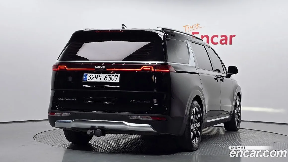 Kia Carnival — фото 2