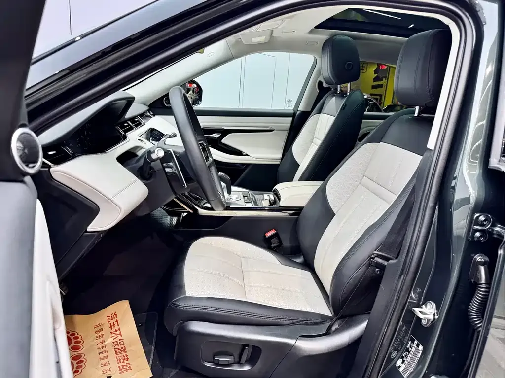 Land Rover Evoque — фото 9