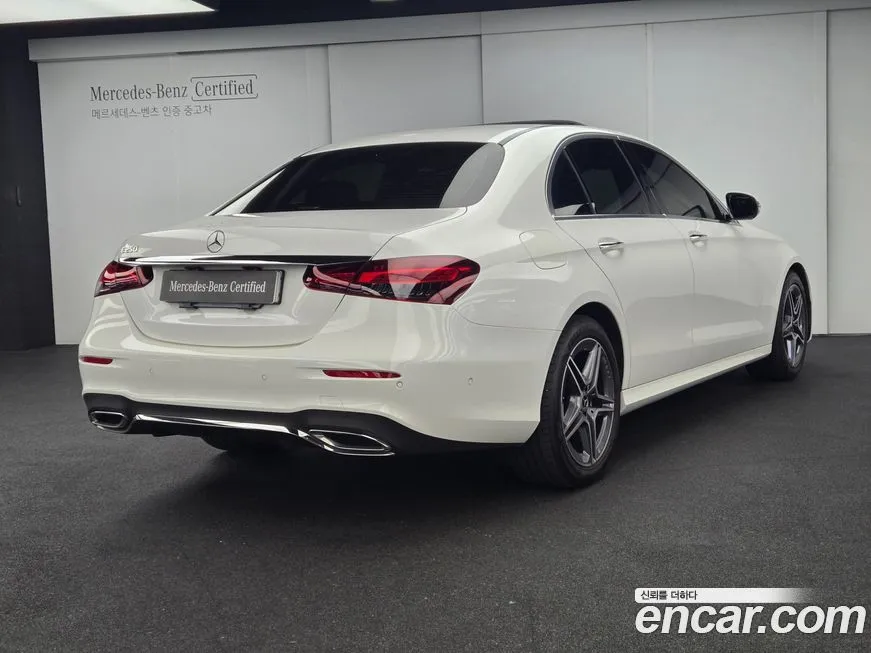Mercedes-Benz E-Class 2023 из KR, фото 2