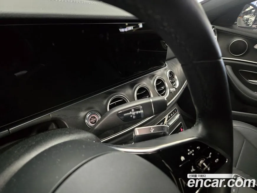 Mercedes-Benz E-Class 2023 из KR, фото 9