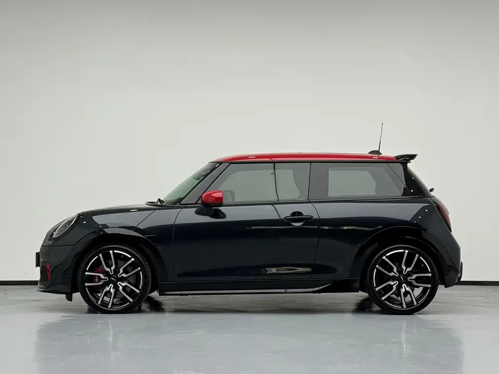 MINI JCW (John Cooper Works) — фото 4