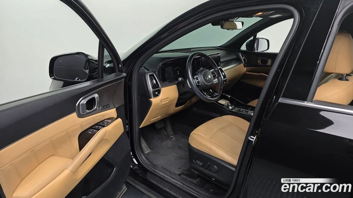 Kia Sorento — фото 10