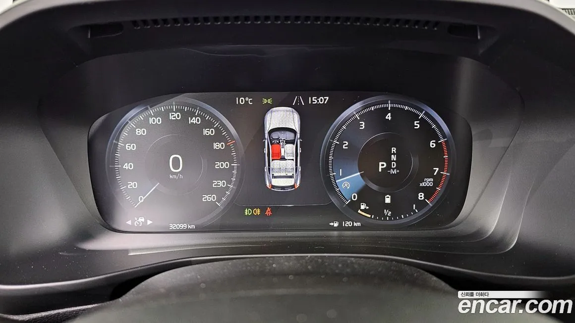 Volvo XC40 2021 из KR, фото 8