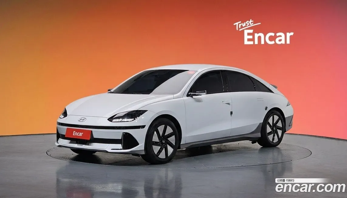 Hyundai Ioniq6 — фото 1